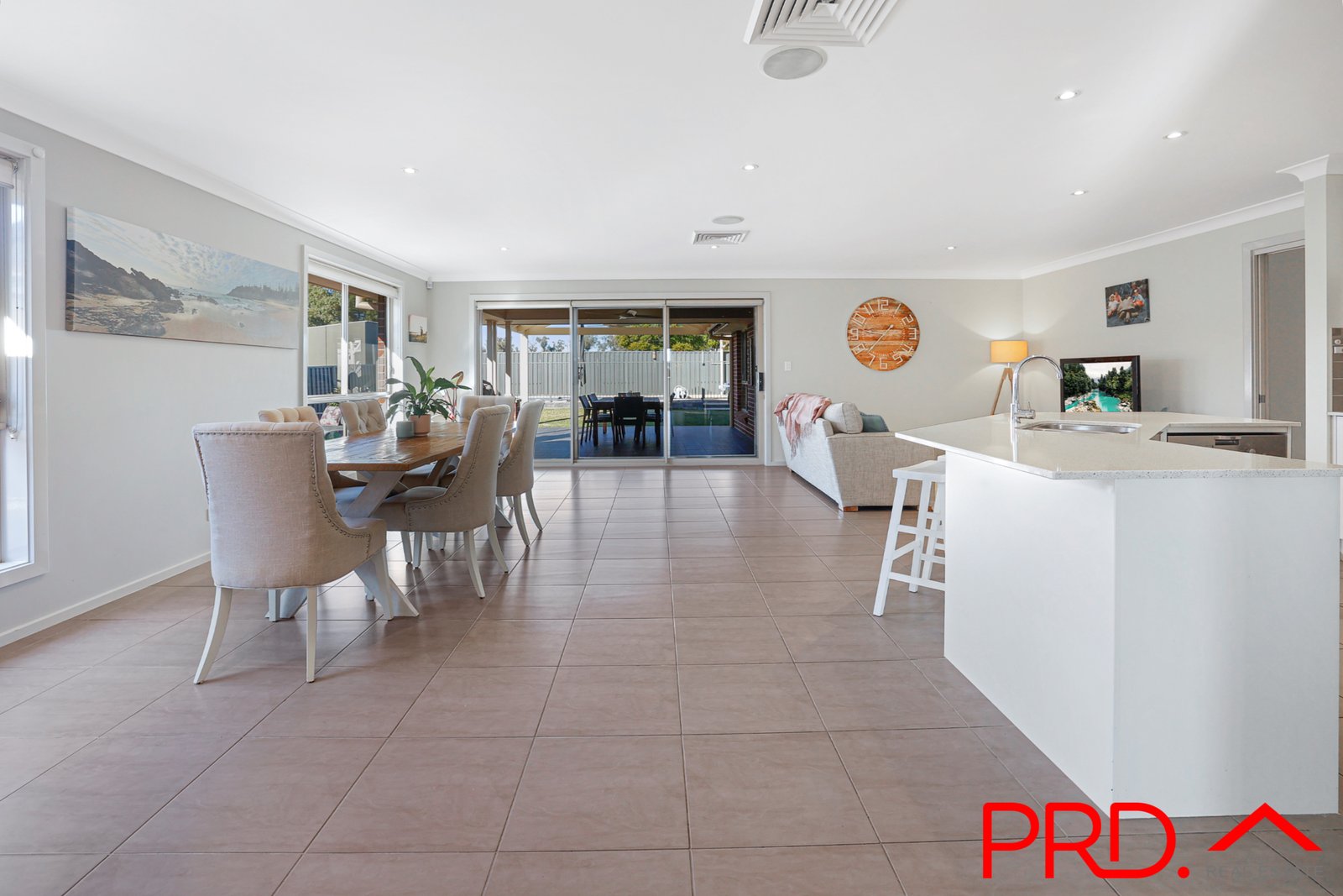 20 Semillon Drive TAMWORTH 5