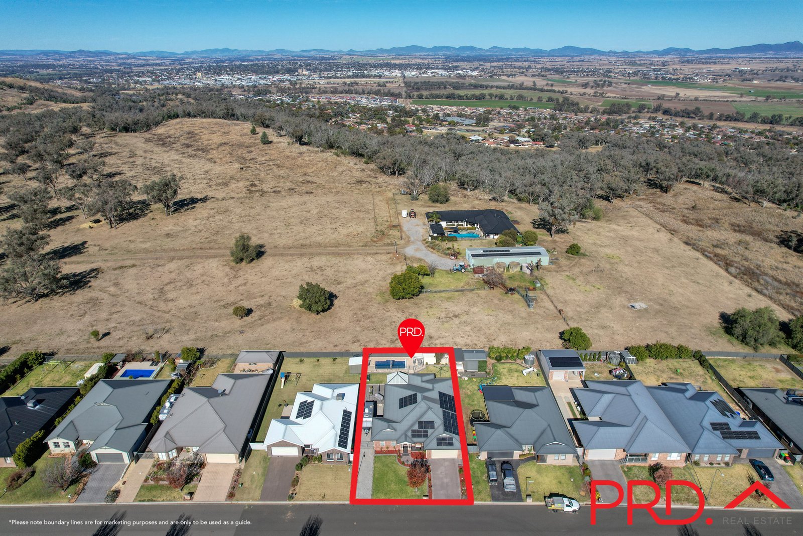 20 Semillon Drive TAMWORTH 24