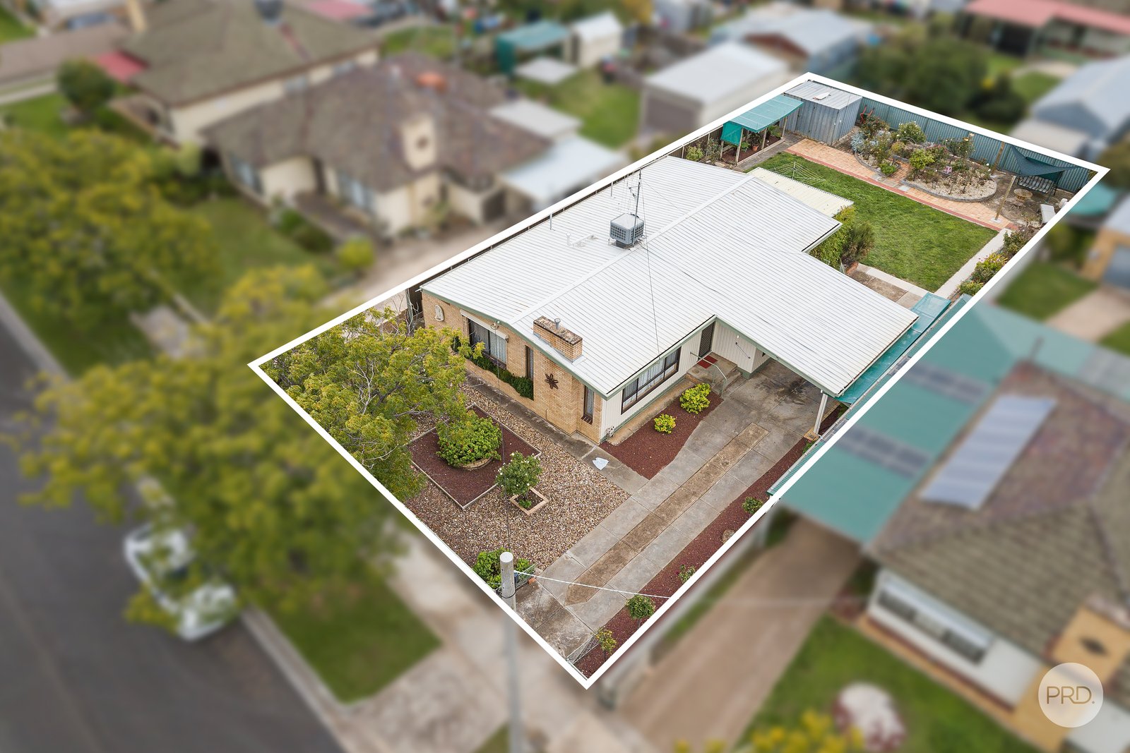 20 Semmens Street LONG GULLY 12