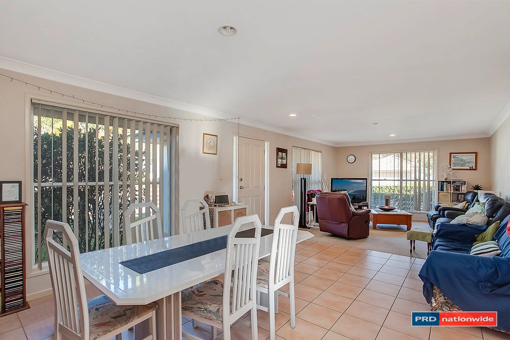 20 Seville Circuit BURLEIGH WATERS 4