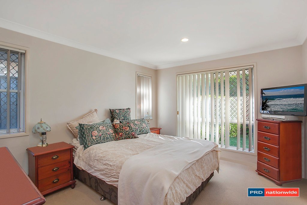 20 Seville Circuit BURLEIGH WATERS 5