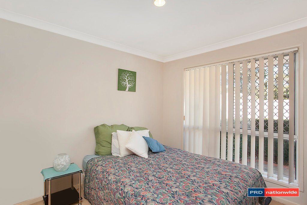 20 Seville Circuit BURLEIGH WATERS 8