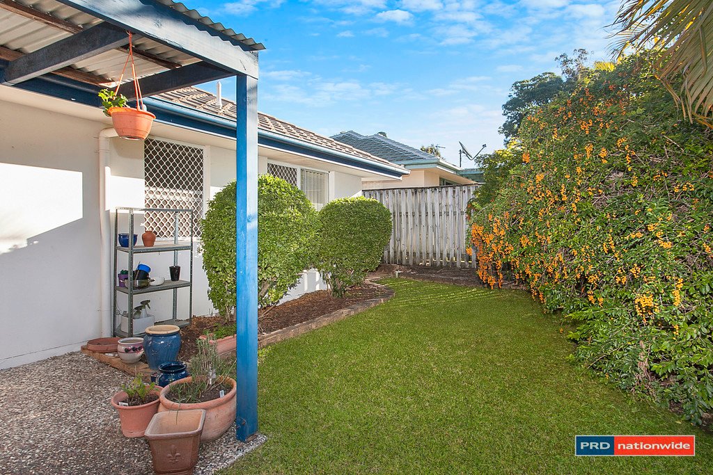 20 Seville Circuit BURLEIGH WATERS 9