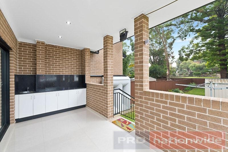 20 Shari Avenue PICNIC POINT 9