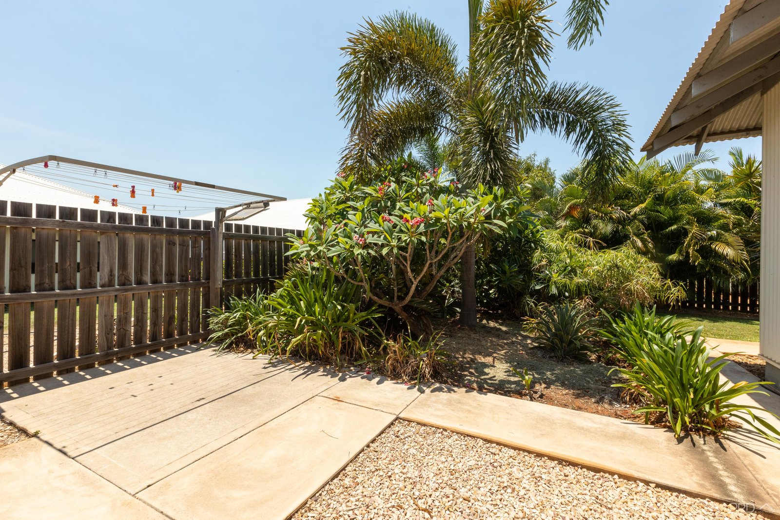 20 Songlark Loop DJUGUN 24