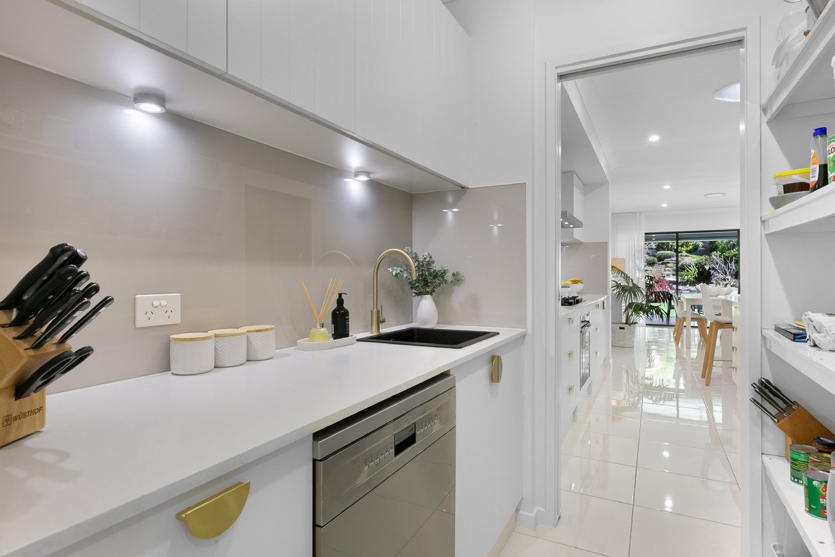 20 Sormano Street Reedy Creek 12