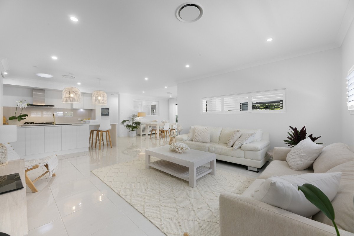 20 Sormano Street Reedy Creek 14