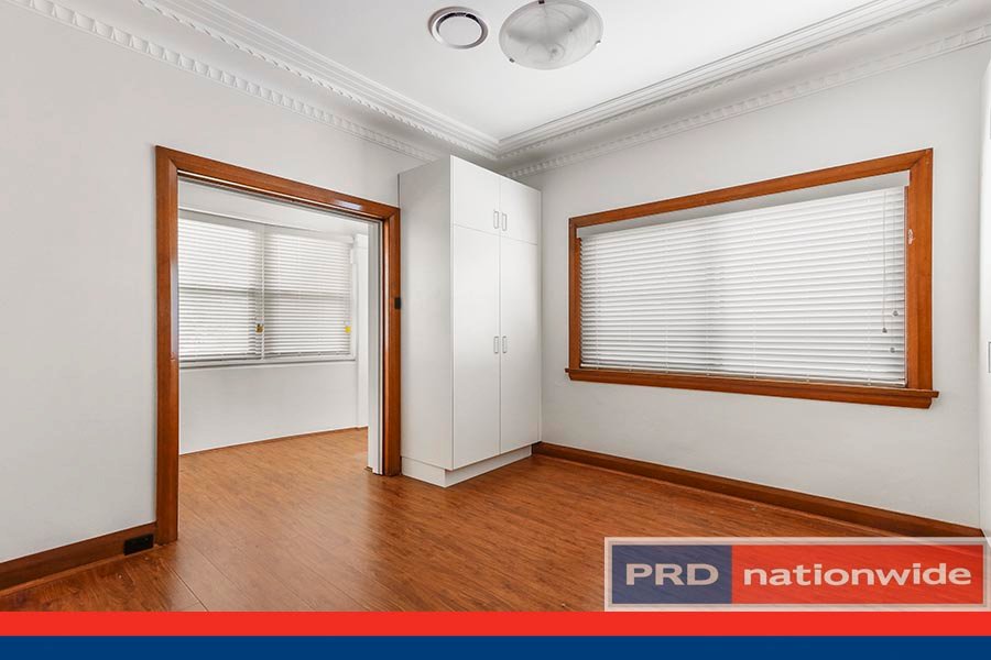 20 St Elmo Parade KINGSGROVE 4