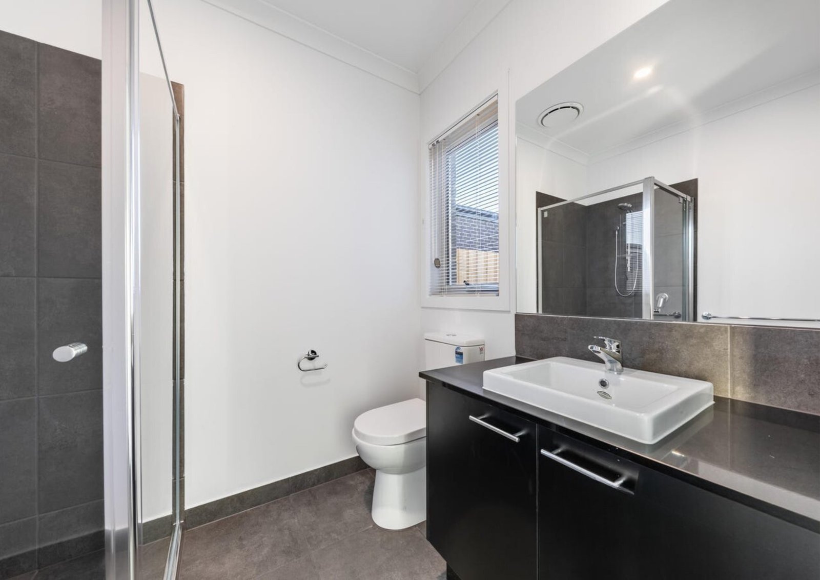 Real Estate and Property in 20 Statesman Parkway, Ocean Grove, VIC