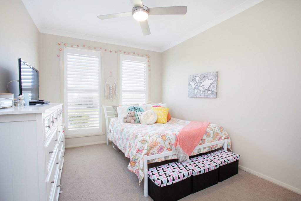 20 Stayard Drive LARGS 13
