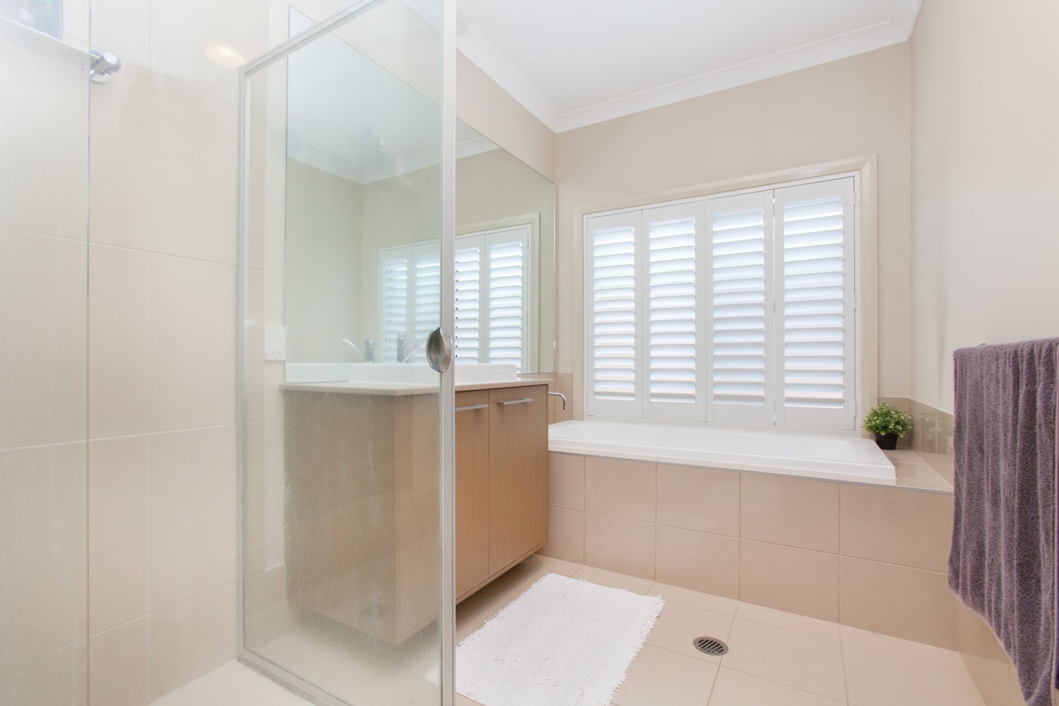 20 Stayard Drive LARGS 15