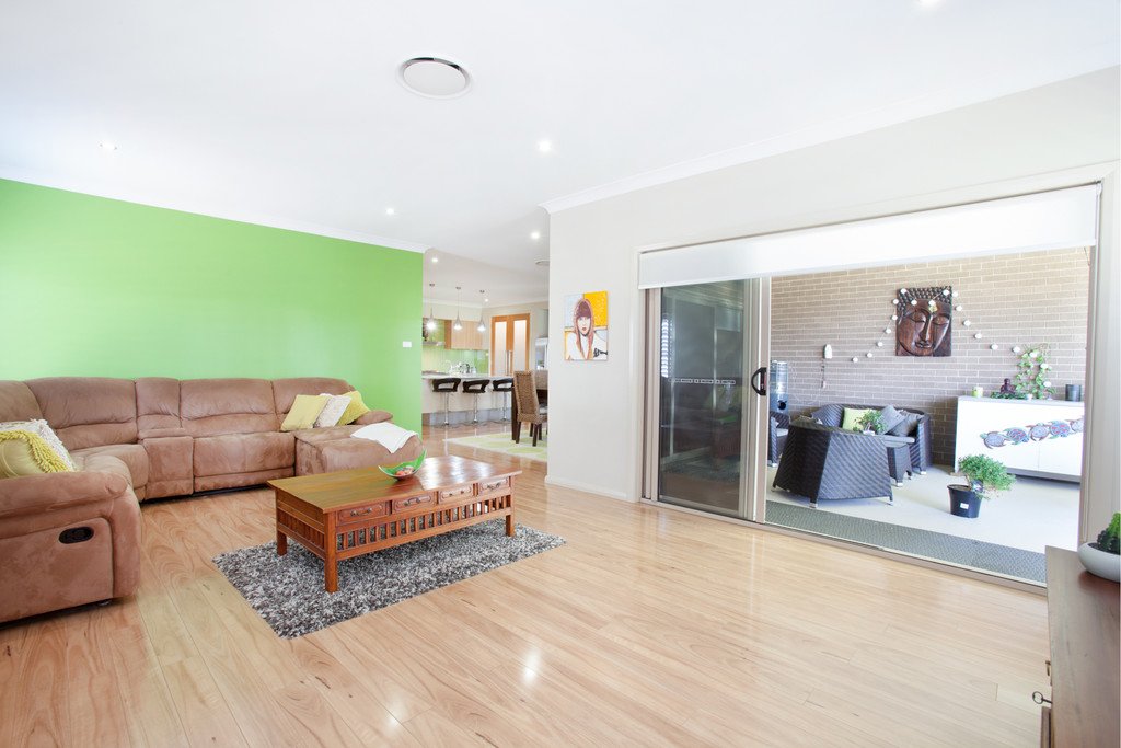 20 Stayard Drive LARGS 19