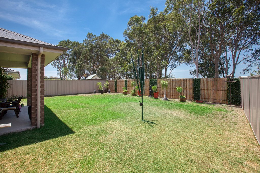20 Stayard Drive LARGS 20
