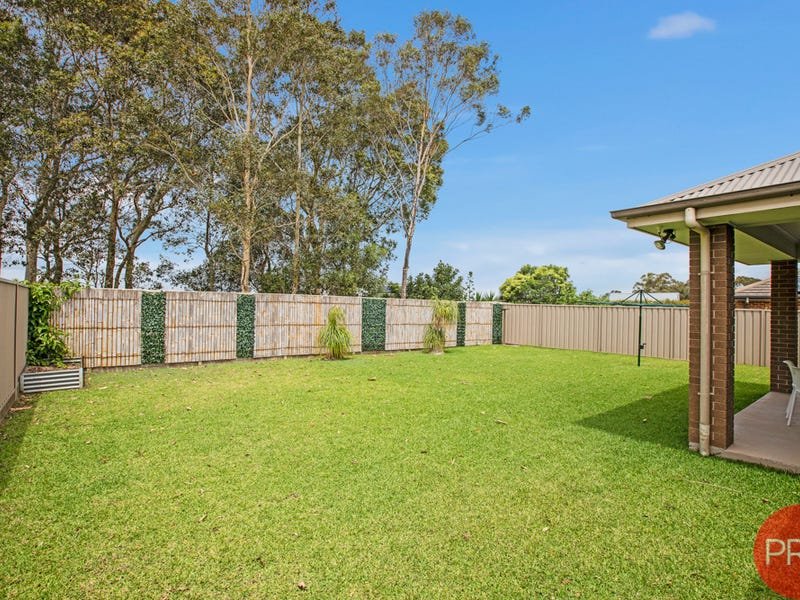 20 Stayard Drive LARGS 2