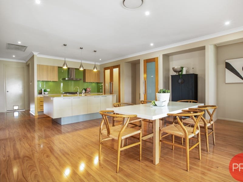 20 Stayard Drive LARGS 4