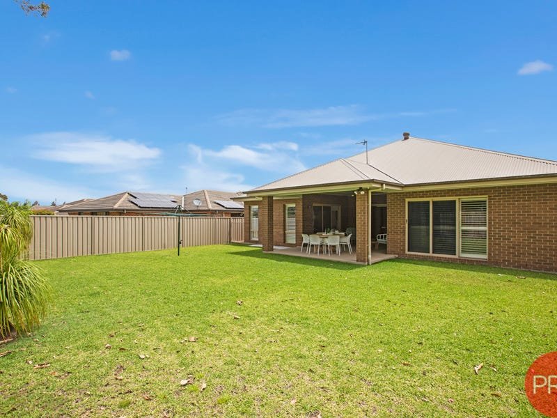 20 Stayard Drive LARGS 19