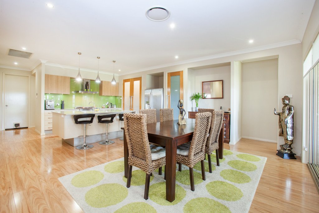20 Stayard Drive LARGS 8