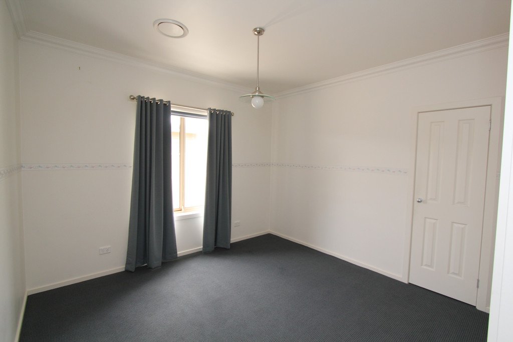 20 Steinfeld Street South GOLDEN POINT 8