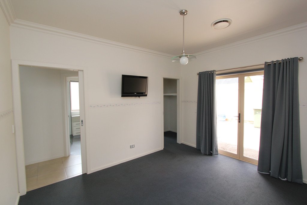 20 Steinfeld Street South GOLDEN POINT 11