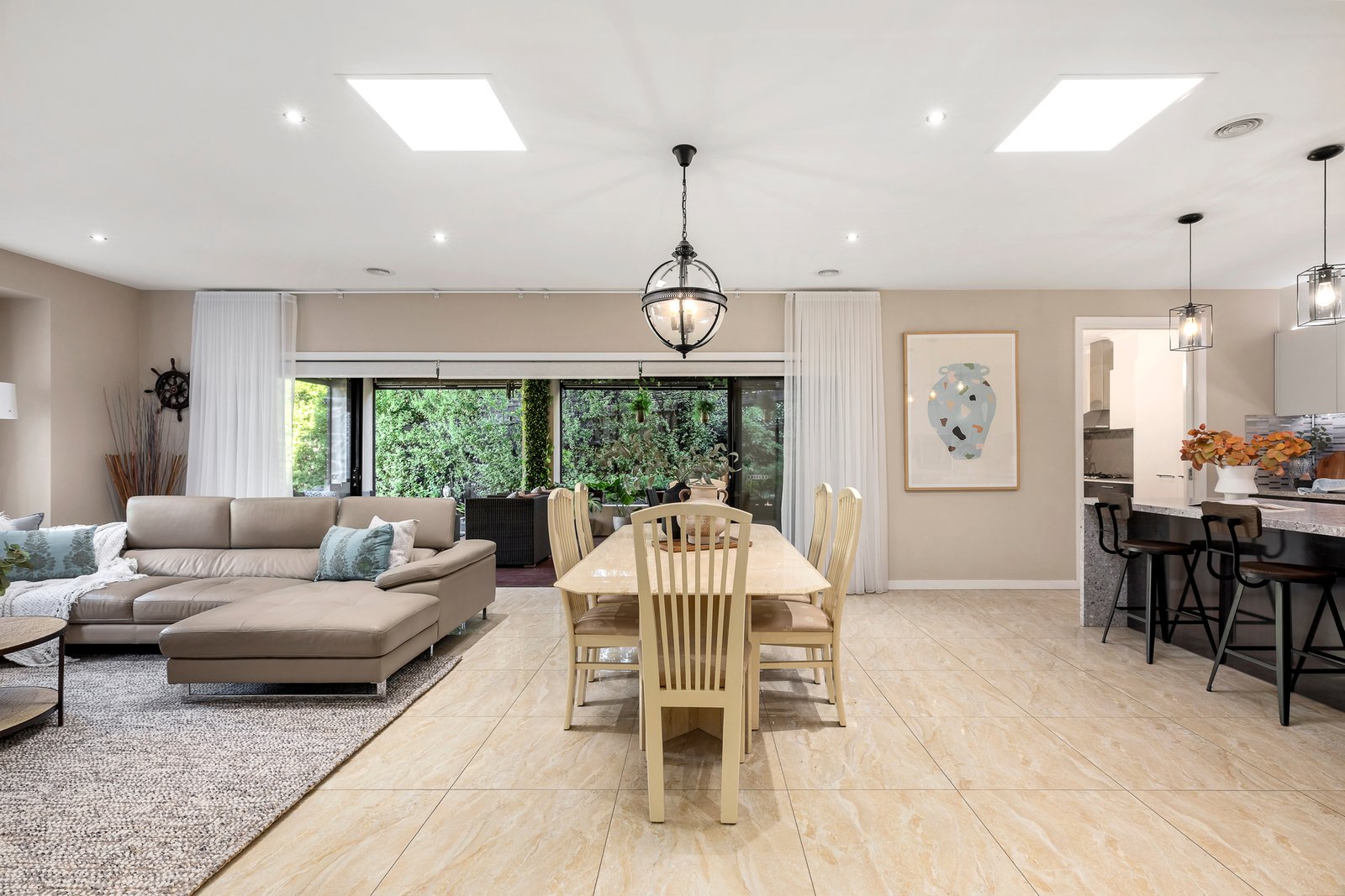 Gallery: 20 Strickland Drive