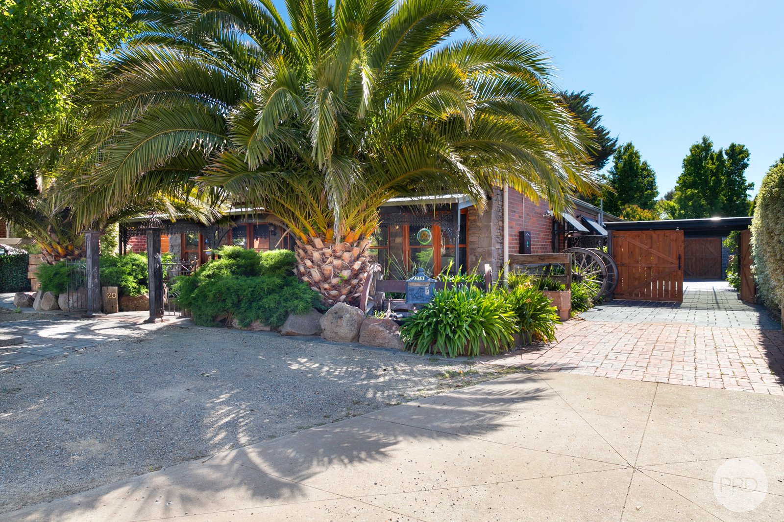 20 Sunline Court BALLAN 1