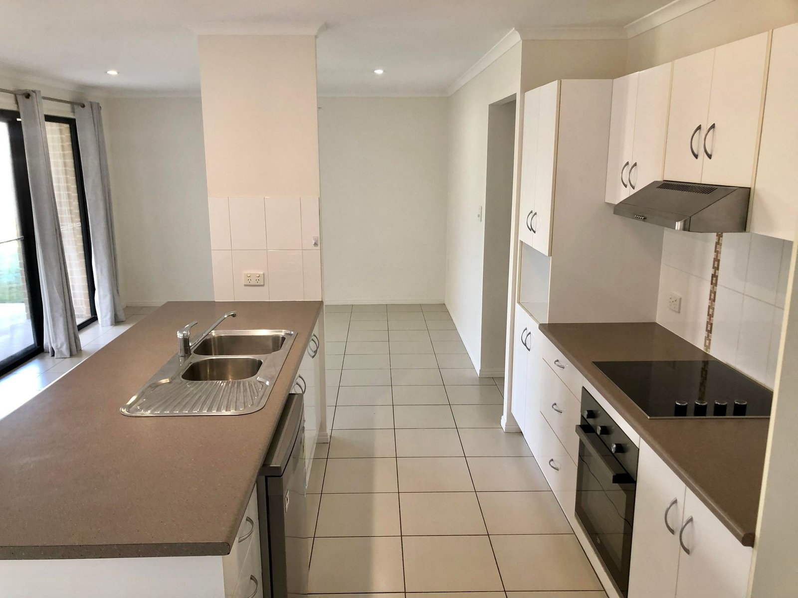 20 Surita Court BOYNE ISLAND 2