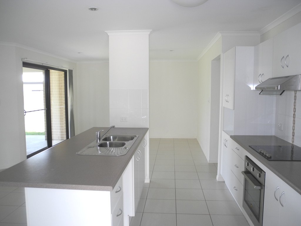 20 Surita Court BOYNE ISLAND 2