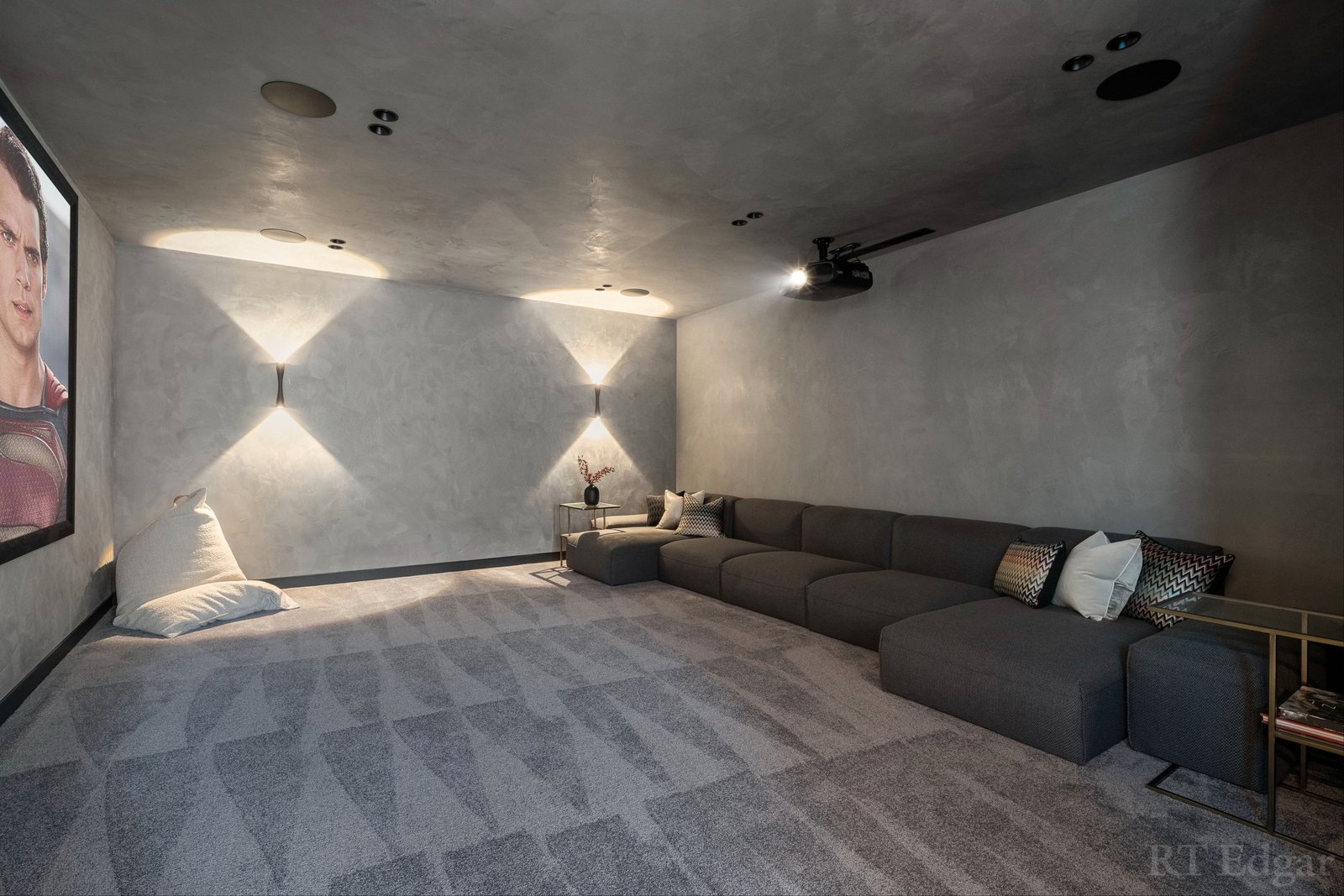 Real Estate and Property in 20 Tashinny Road, Toorak, VIC