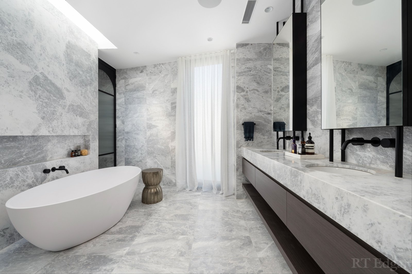 Real Estate and Property in 20 Tashinny Road, Toorak, VIC