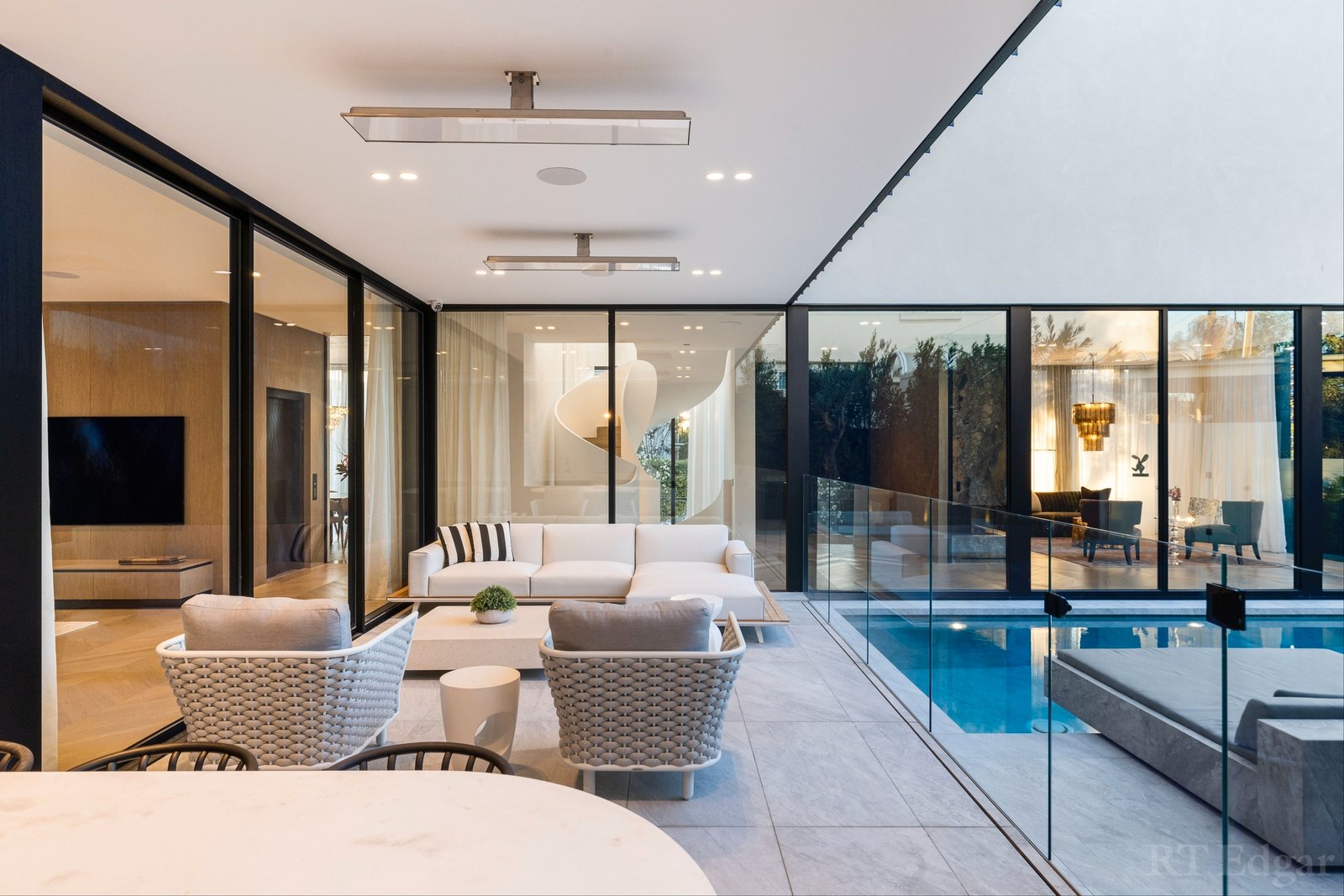 Real Estate and Property in 20 Tashinny Road, Toorak, VIC