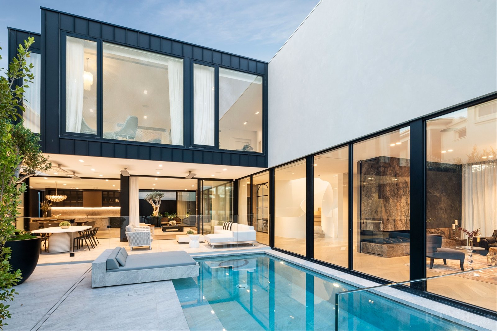 Real Estate and Property in 20 Tashinny Road, Toorak, VIC