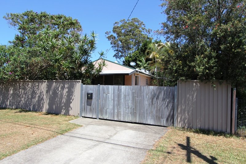 20 Terrigal Crescent SOUTHPORT 4