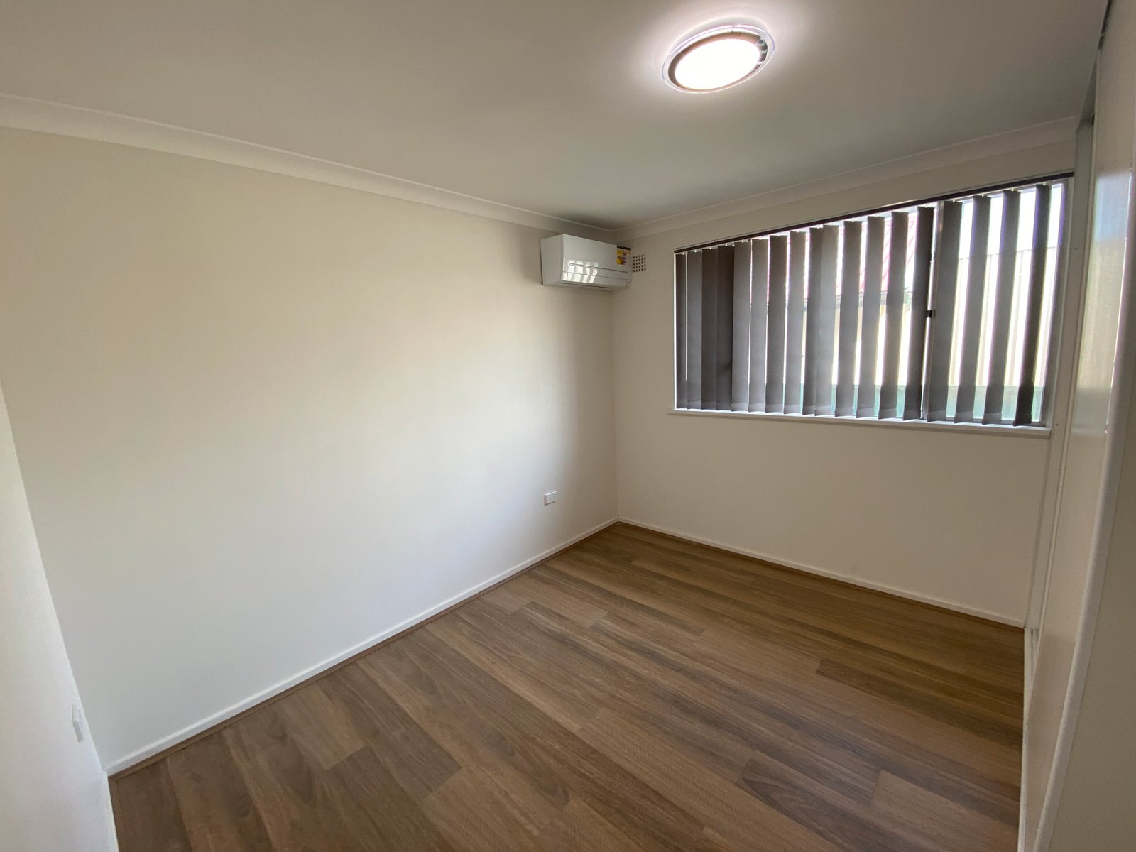 20 Terry Street TAMWORTH 4