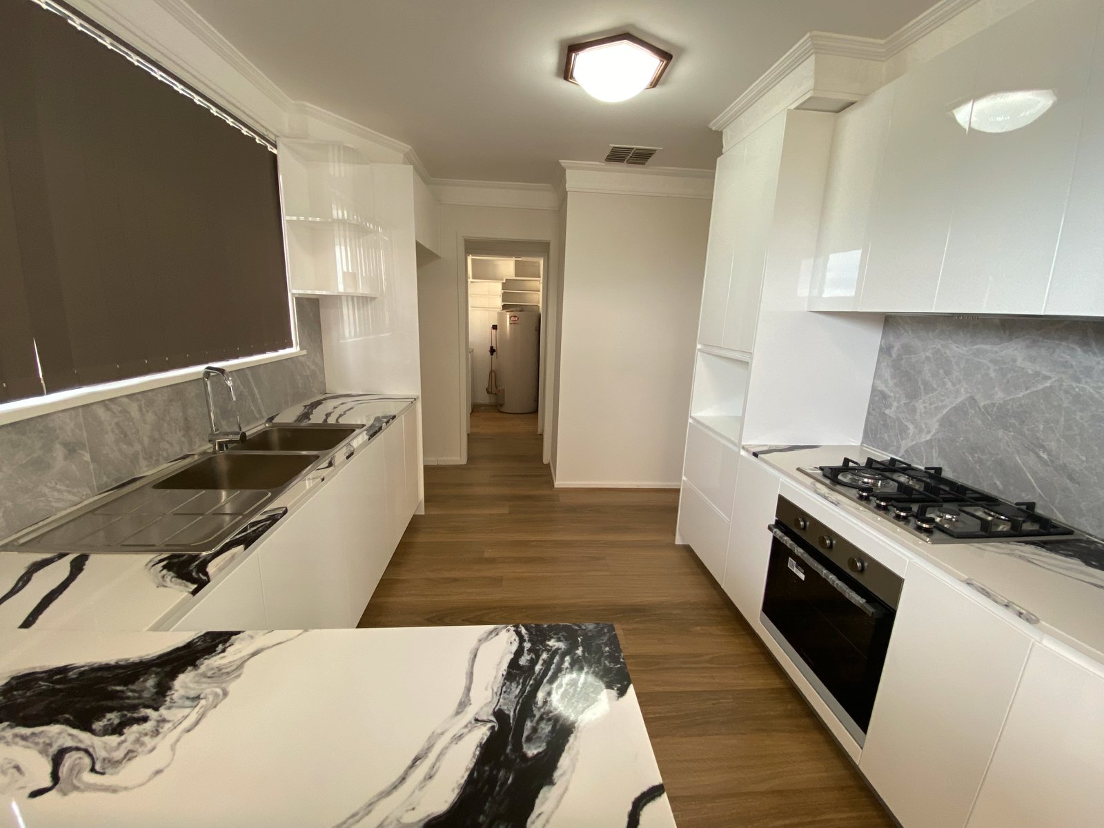 20 Terry Street TAMWORTH 6