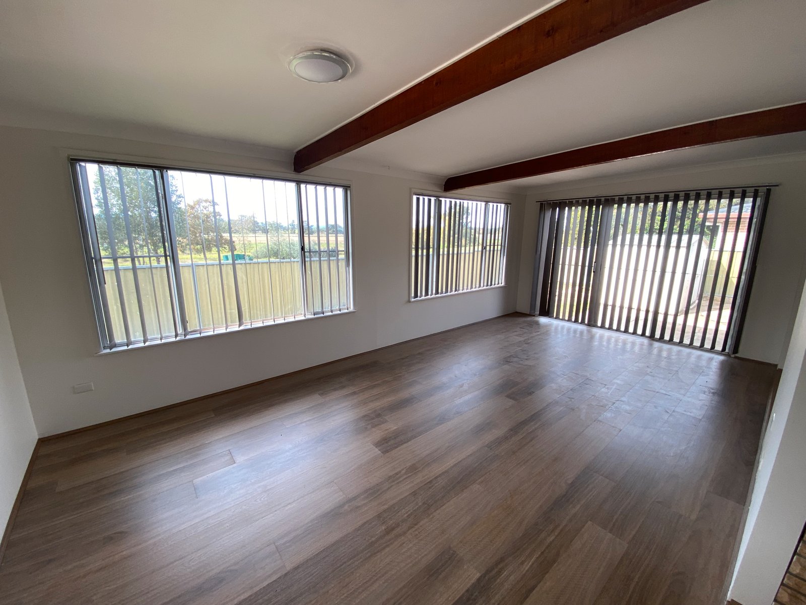 20 Terry Street TAMWORTH 10