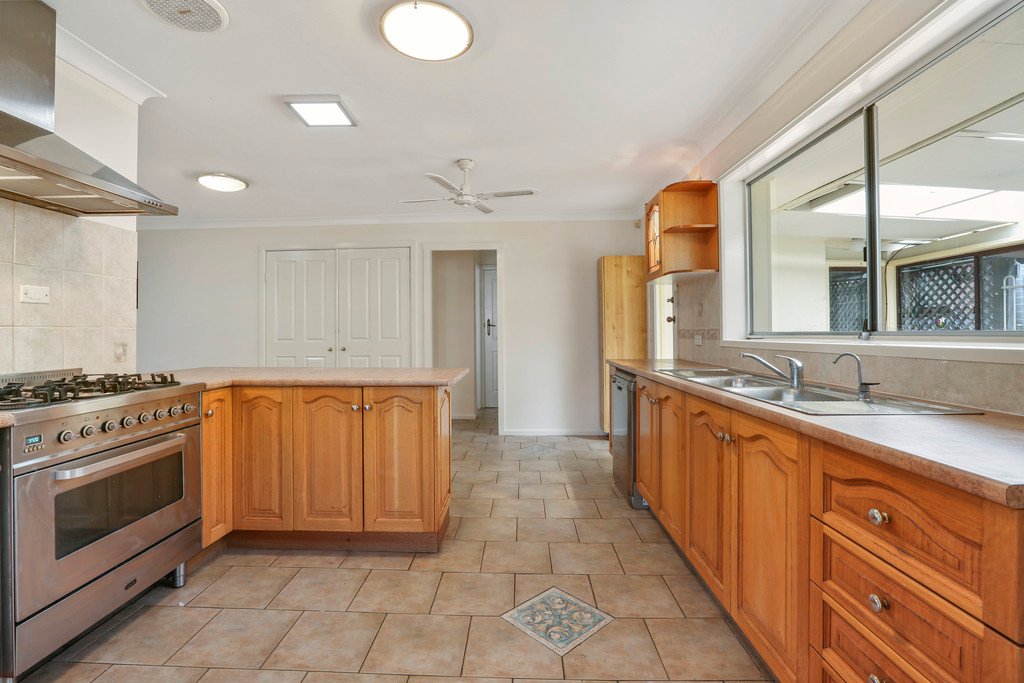 20 Thirroul Road KANAHOOKA 3