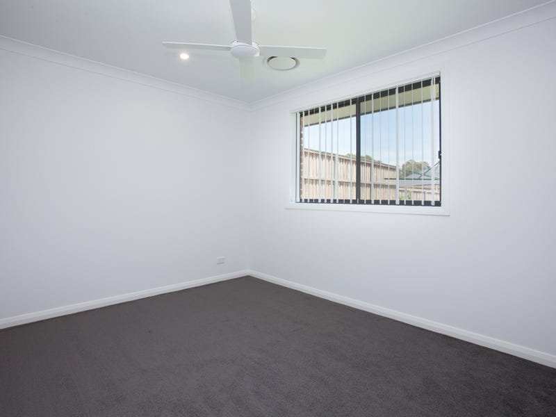 20 Threadtail Street CHISHOLM 15