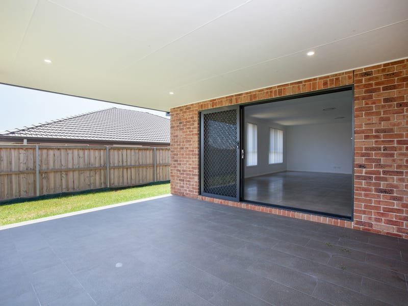 20 Threadtail Street CHISHOLM 20
