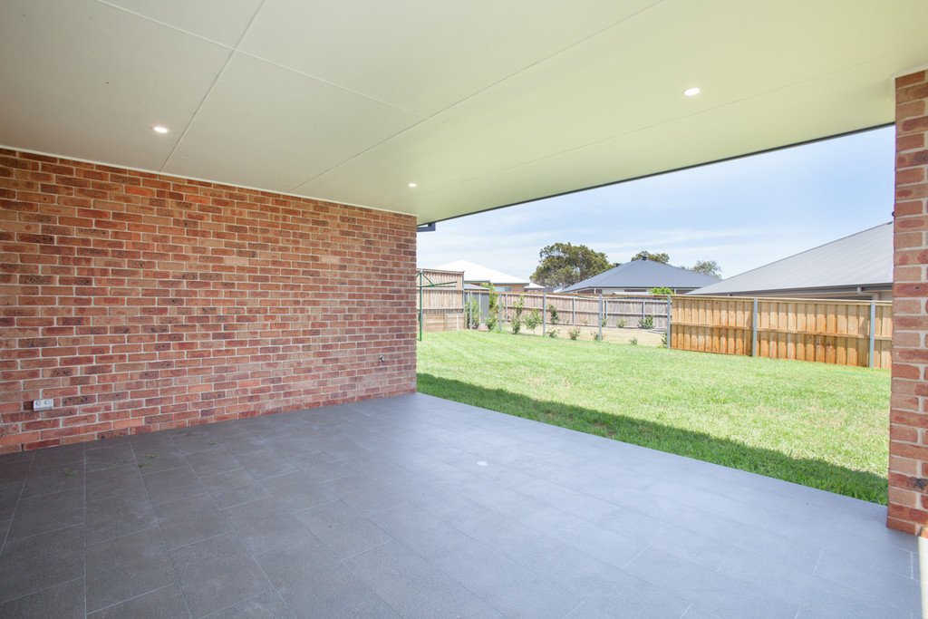 20 Threadtail Street CHISHOLM 19