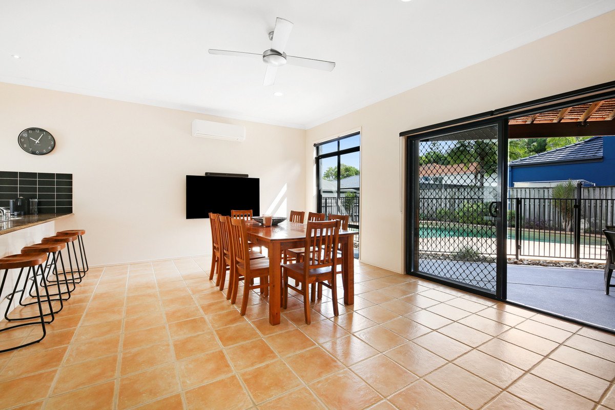 20 Tropicana Circuit Burleigh Waters 11