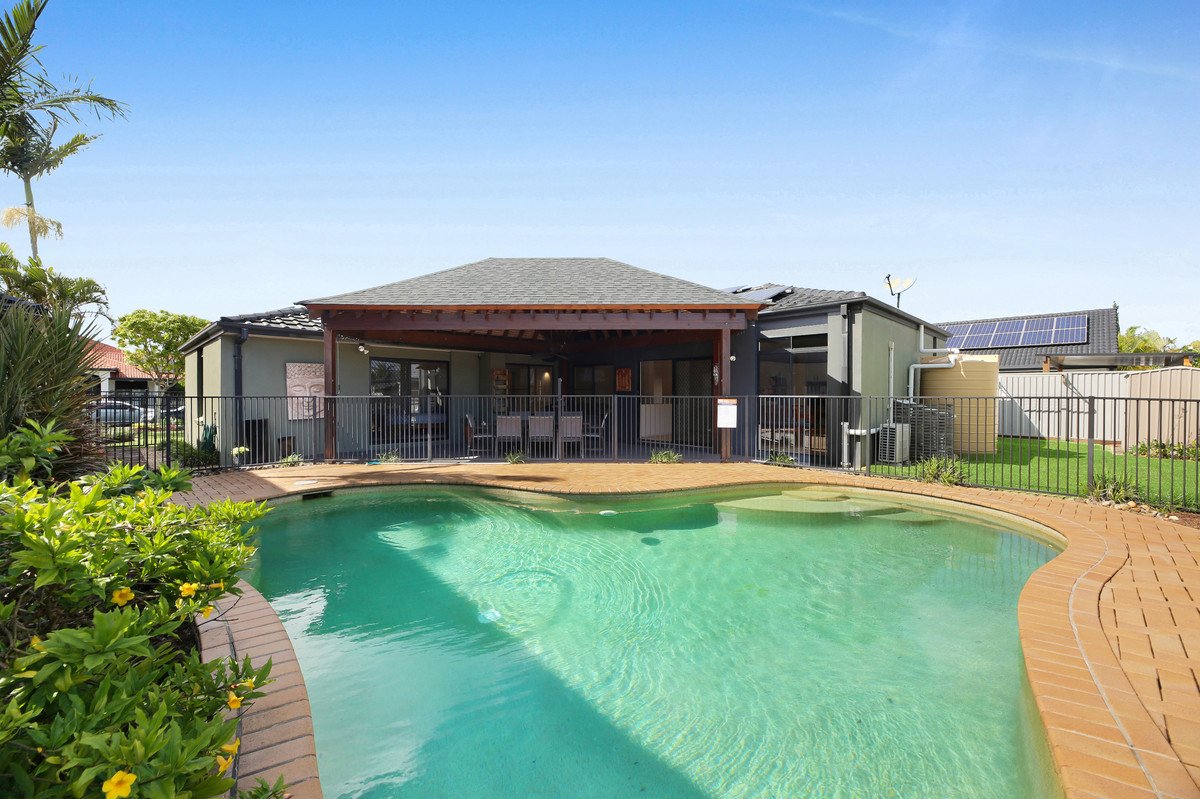 20 Tropicana Circuit Burleigh Waters 12