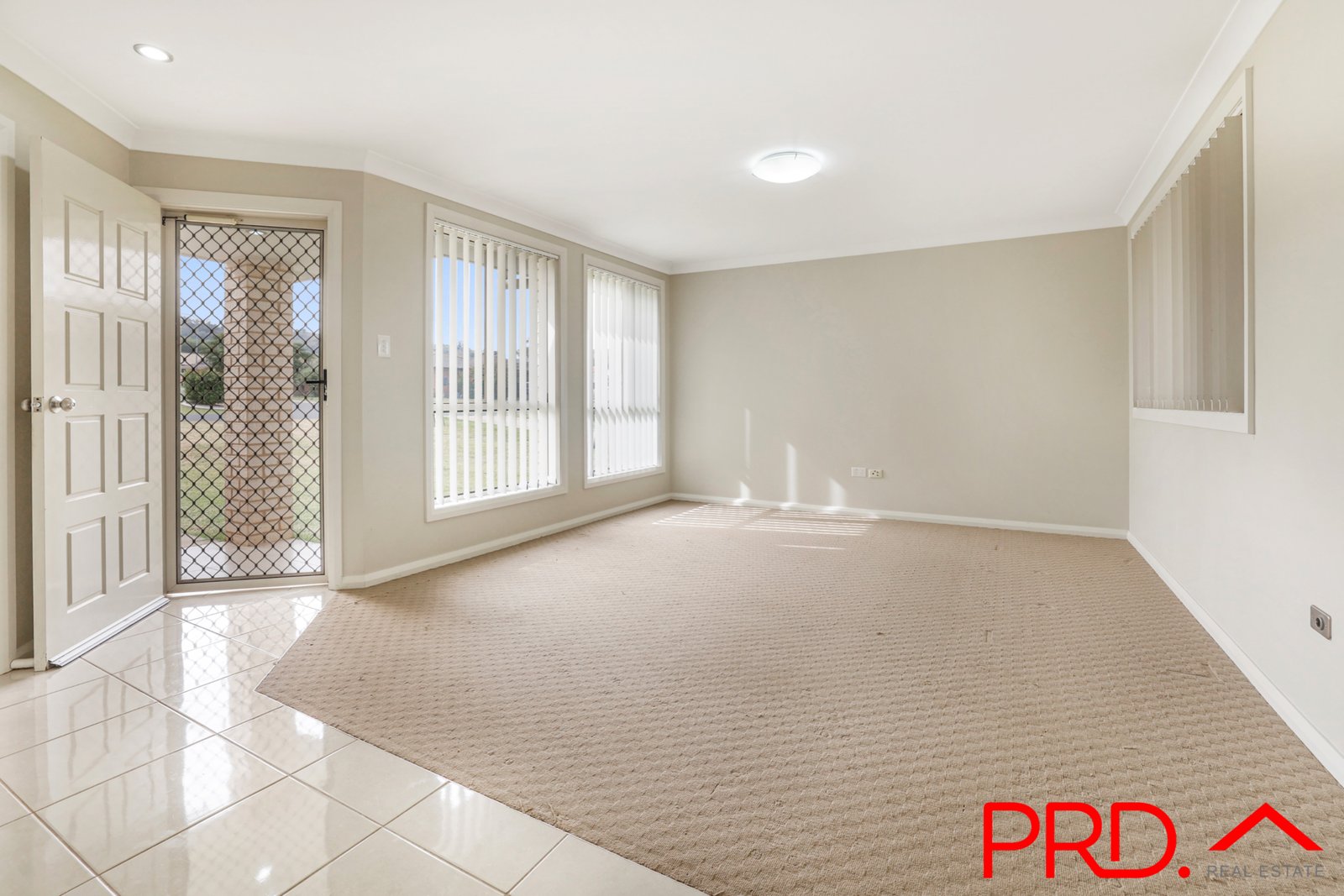 20 Tulipwood Crescent TAMWORTH 2