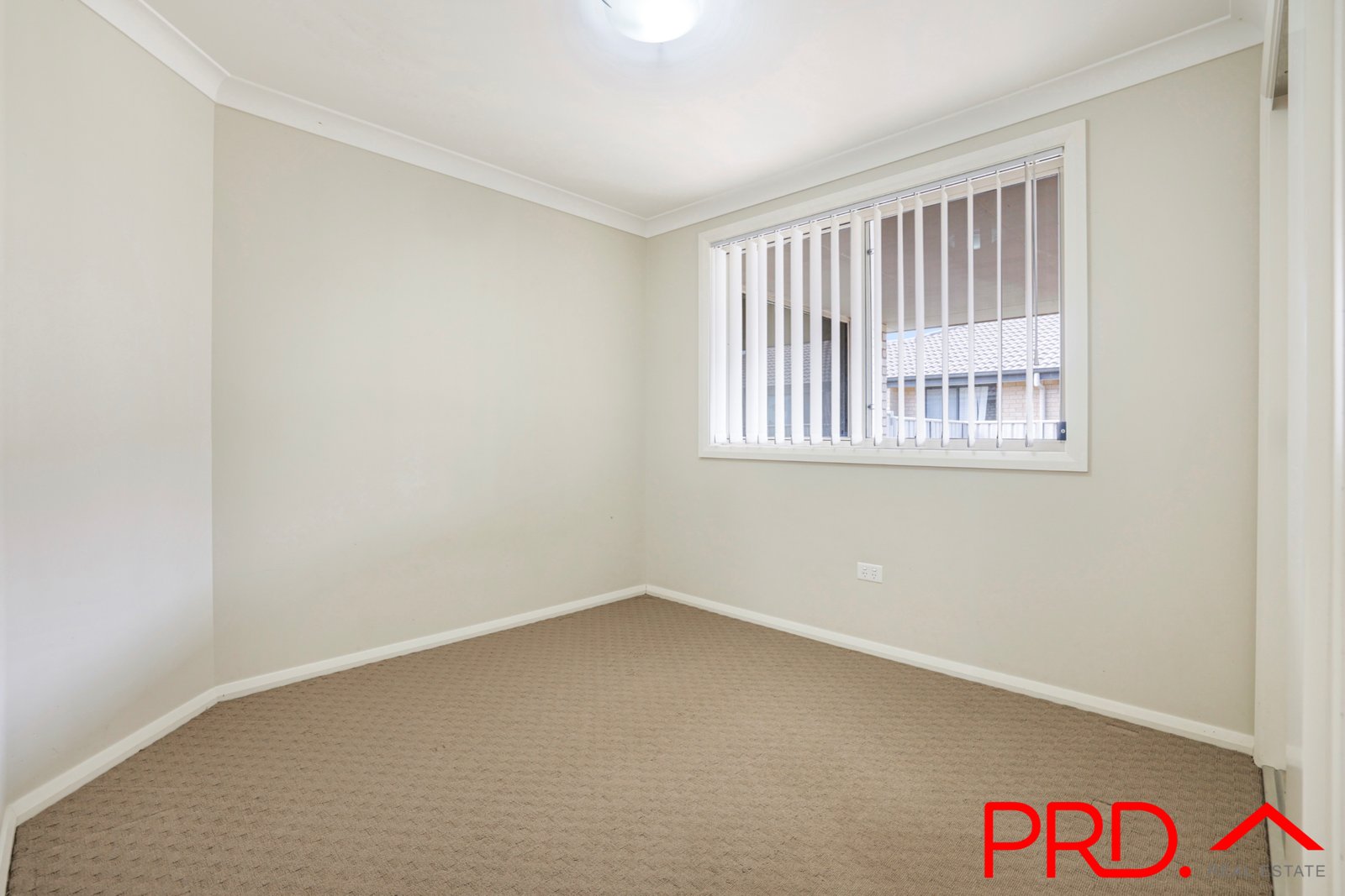 20 Tulipwood Crescent TAMWORTH 5