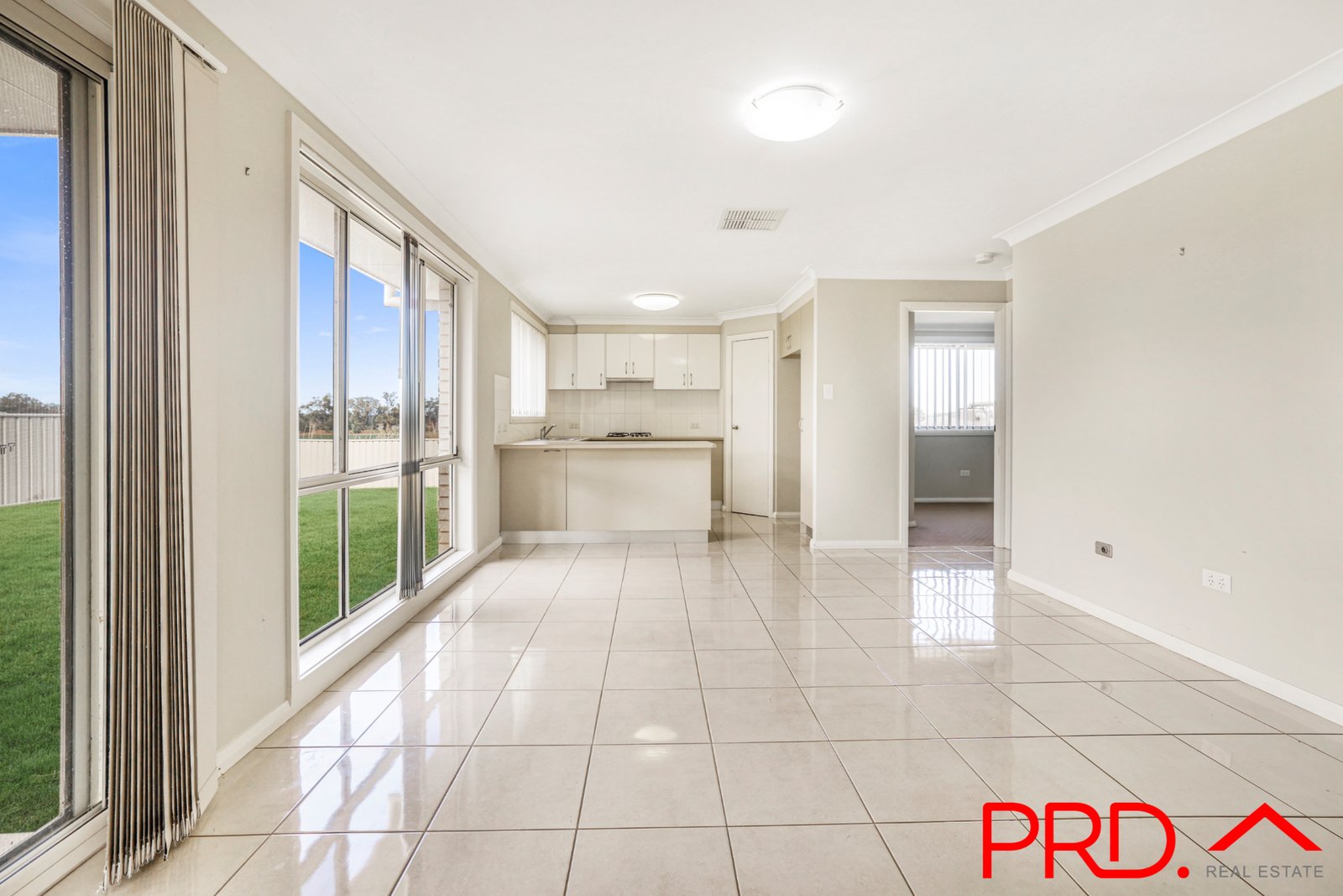 20 Tulipwood Crescent TAMWORTH 8