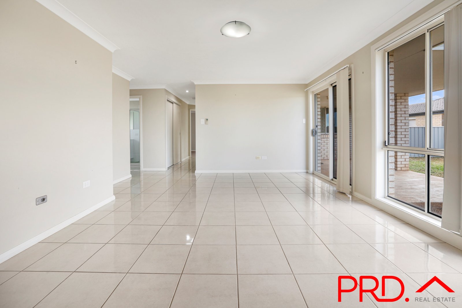 20 Tulipwood Crescent TAMWORTH 9