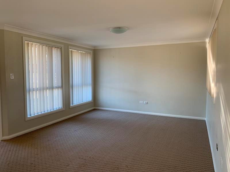 20 Tulipwood Crescent TAMWORTH 2