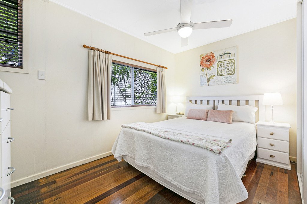 20 Twenty Third Avenue PALM BEACH 6