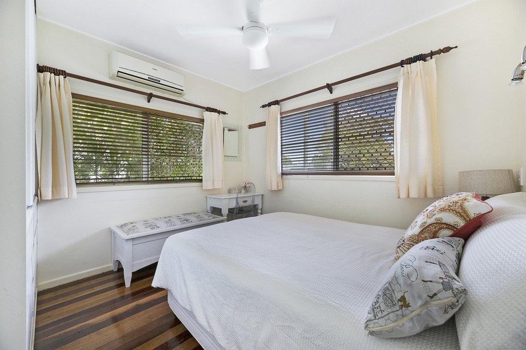 20 Twenty Third Avenue PALM BEACH 8