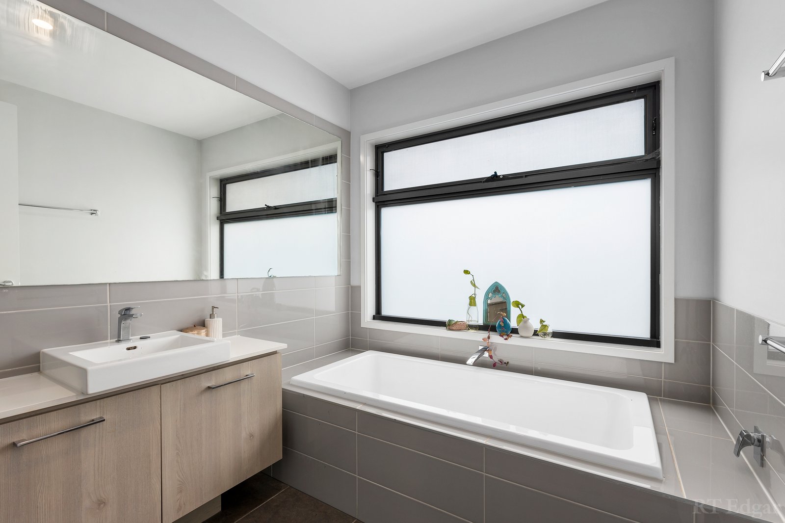 Real Estate and Property in 20 Tyro Street, Ocean Grove, VIC