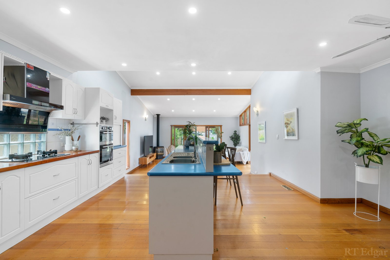 Real Estate and Property in 20 Valerie Court, Heathmont, VIC